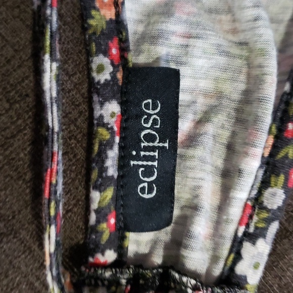 Flower Tank Top - Picture 3 of 3